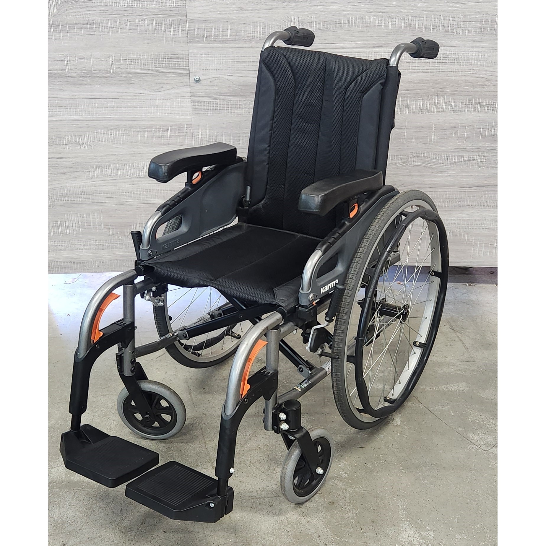 Karma Flexx Manual Wheelchair suitable for kids